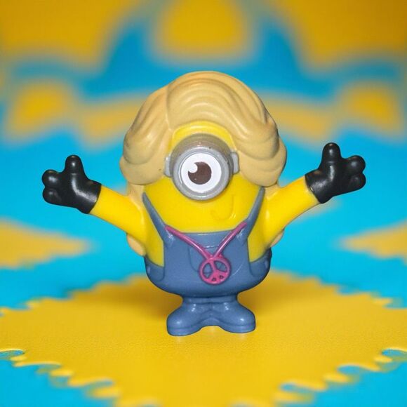 5 McDonalds Happy Meal Despicable Me Rise of Gru Minion Mini Action Figures A20 - Picture 2 of 9